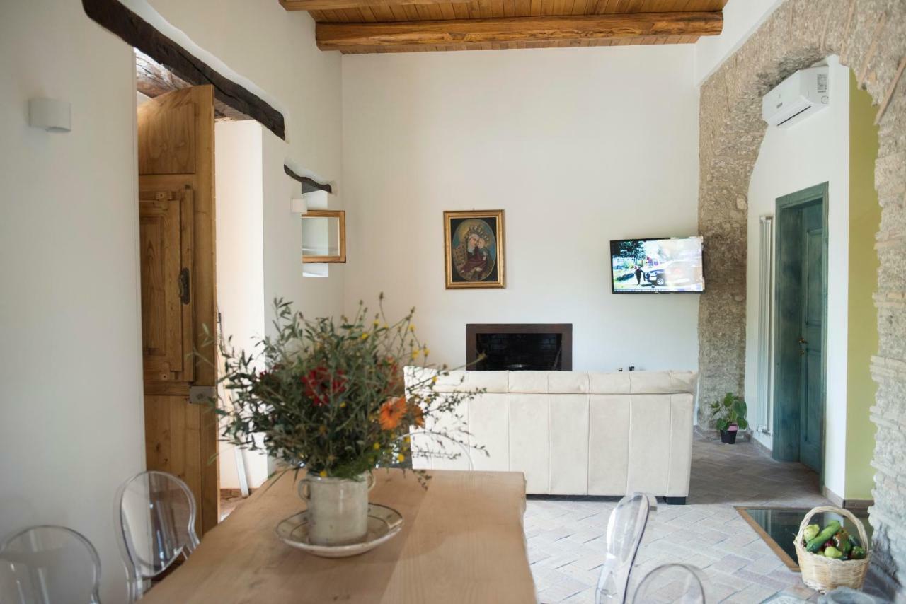 B&B Rifugio Tra Gli Ulivi Campagna Eksteriør bilde