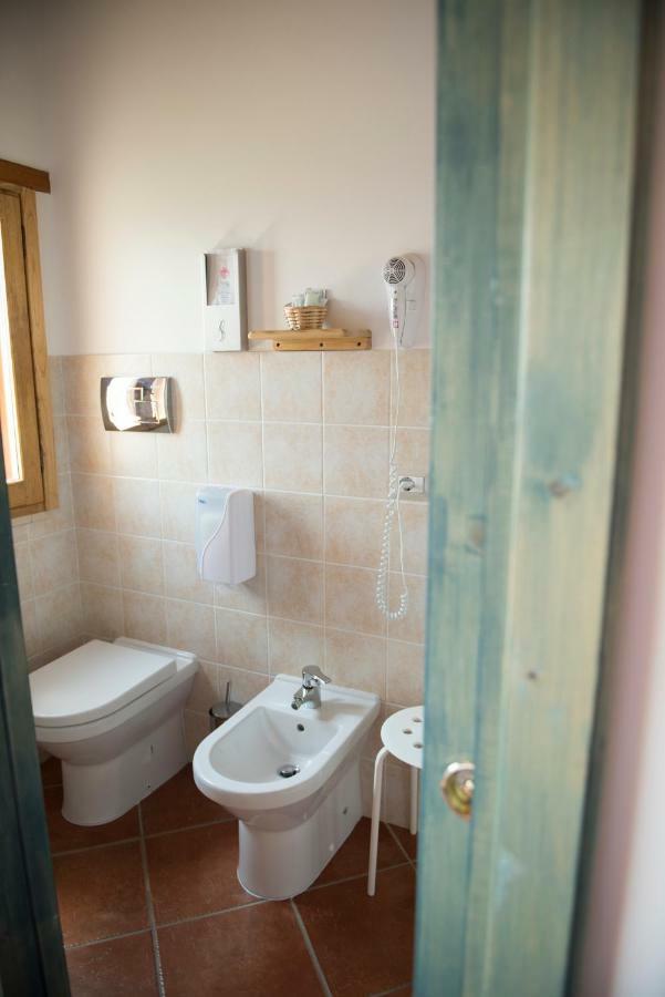 B&B Rifugio Tra Gli Ulivi Campagna Eksteriør bilde