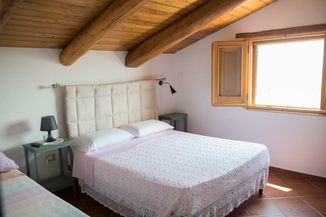 B&B Rifugio Tra Gli Ulivi Campagna Eksteriør bilde